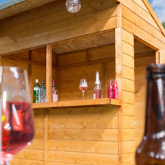 Rowlinson Garden Bar