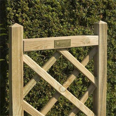 Rowlinson Square Planter & Lattice